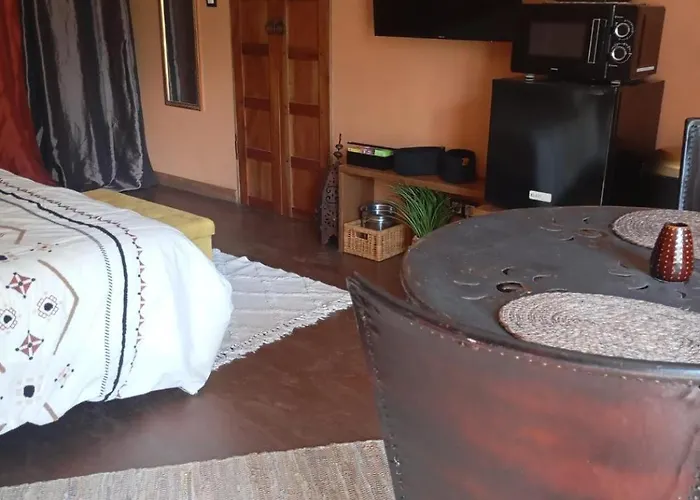 La Maison Bleue 3* Ponsas